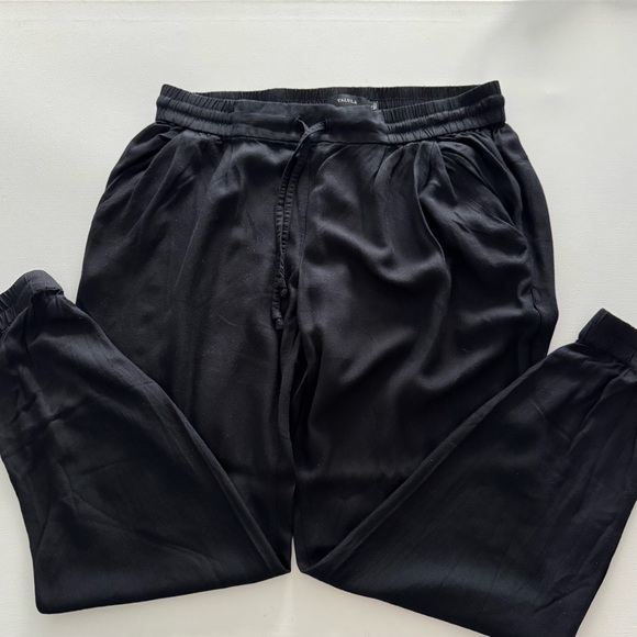 Talula Aritzia Joggers Relaxed Rayon Black Sz L - Picture 8 of 12